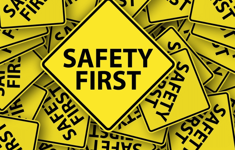 Touchless Cover® for Boat Safety: Fast & Durable Protection